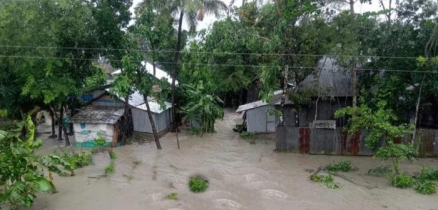 নিম্নচাপের প্রভাবে দেশের ১৬ জেলার নিম্নাঞ্চল প্লাবিত