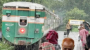 আশুগঞ্জে চলন্ত মহানগর এক্সপ্রেস দুই ভাগে বিচ্ছিন্ন
