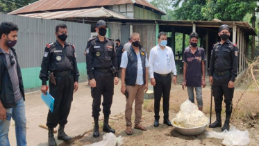 দোহারে সেমাই কারখানায় অভিযান, লাখ টাকা জরিমানা