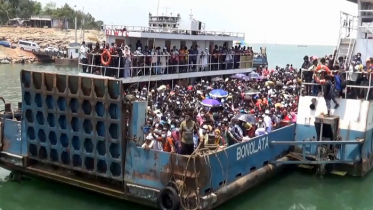 ১২ শতাধিক যাত্রী নিয়ে দৌলতদিয়ায় এলো বনলতা