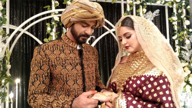 ১০১ টাকা কাবিনে বিয়ে হল রাজ-পরীর