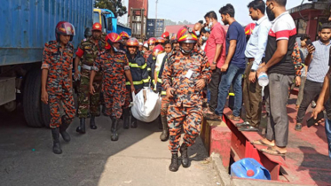 কন্টেইনার ডিপোর ধ্বংসস্তূপ থেকে আরও দুই মরদেহ উদ্ধার