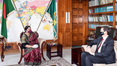 করোনা সংকট উত্তরণে টিকা কার্যক্রম বাস্তবায়নের ওপর গুরুত্বারোপ