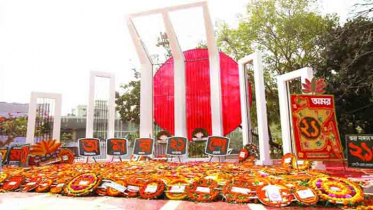 শ্রদ্ধা আর ভালোবাসায় ভাষা শহীদদের স্মরণ