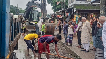 সিলেট নগরীতে নির্ধারিত সময়ের আগেই কোরবানির বর্জ্য অপসারণ
