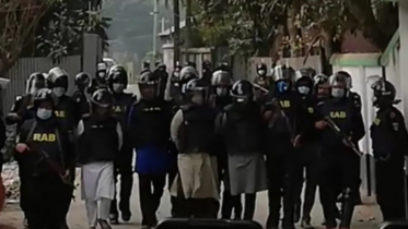 সিরাজগঞ্জে জঙ্গি অভিযান : চারজনের আত্মসমর্পণ