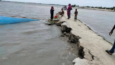 টানা বৃষ্টি, সাতক্ষীরায় বাধের ৩৫টি পয়েন্ট ঝুকিপূর্ণ