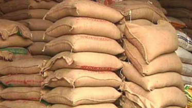 করোনায় ২ লাখ ১১ হাজার ১৭ মেট্রিক টন চাল বরাদ্দ