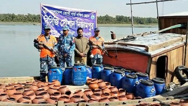 পটুয়াখালীতে ২ কোটি বাগদা রেনুসহ মাছধরা ট্রলার জব্দ