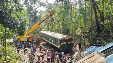 ১৫ ঘণ্টা পর সিলেটের সঙ্গে সারা দেশের ট্রেন চলাচল স্বাভাবিক