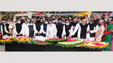 বঙ্গবন্ধুর প্রতিকৃতিতে আওয়ামী লীগসহ বিভিন্ন সংগঠনের শ্রদ্ধা