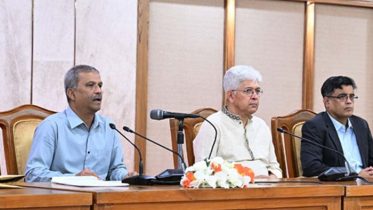 ফেব্রুয়ারিতে নির্বাচন অনুষ্ঠানে সরকারের সংকল্প পুনর্ব্যক্ত