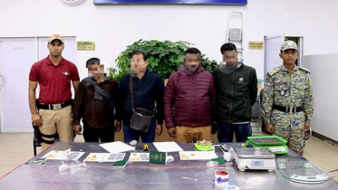 শাহজালালে ২ কেজি ১০৪ গ্রাম স্বর্ণসহ ৪ যাত্রী আটক