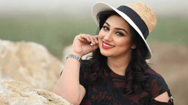 নতুন অধ্যায় শুরু করলেন অপু বিশ্বাস 