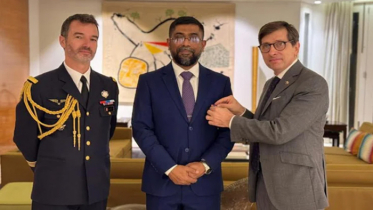 ফরাসি সরকারের ‘গোল্ড মেডেল’ পেলেন বাংলাদেশি সেনা কর্মকর্তা