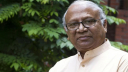 নাট্যজন আতাউর রহমান লাইফ সাপোর্টে