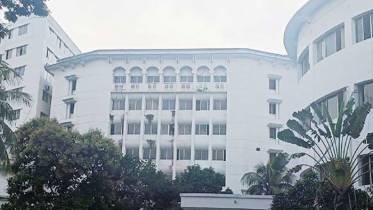 অ্যাটর্নি জেনারেল কার্যালয়ের ৭০ কর্মকর্তার পদত্যাগ