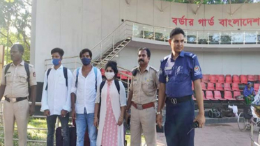 ভারতে পাচার হওয়া তিন বাংলাদেশিকে বেনাপোলে হস্তান্তর