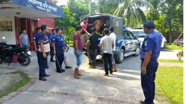 মোটরসাইকেল চালক হত্যা মামলায় বাবা-ছেলে গ্রেপ্তার