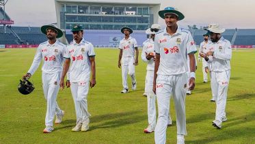 প্রথম টেস্টে ইনিংস ও ৪৭ রানে জিতলো বাংলাদেশ