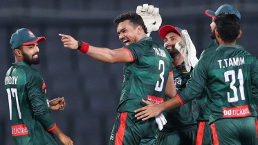 রোমাঞ্চকর লড়াইয়ে পাকিস্তানকে হারিয়ে সিরিজ জিতল বাংলাদেশ