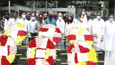 বঙ্গবন্ধুর প্রতিকৃতিতে ফুল দিয়ে বিজিএমইএ’র শ্রদ্ধা 