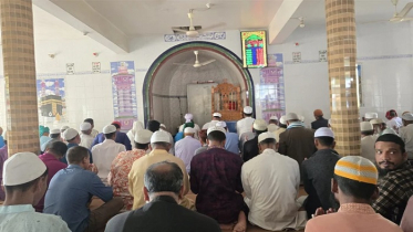 বেগম খালেদা জিয়ার সুস্থতায় সারা দেশে বিশেষ দোয়া বেগম খালেদা জিয়ার সুস্থতায় সারা দেশে বিশেষ দোয়া