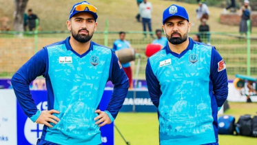 বিপিএলে প্রথমবার একই দলে খেলছেন বাবা ও ছেলে