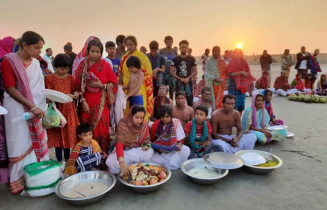 পূন্য স্নানের মধ্য দিয়ে শেষ হলো সুন্দরবনের রাস উৎসব