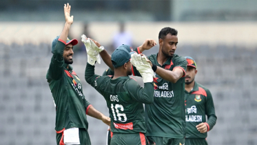 নিউজিল্যান্ডের বিপক্ষে জয়ে বাংলাদেশের লক্ষ্য ২৪৮ রান