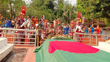 বীরশ্রেষ্ঠ নুর মোহাম্মদের স্মৃতিসৌধে পুস্পস্তবক অর্পণ