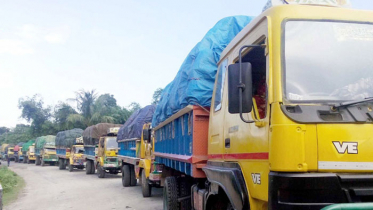 রপ্তানি বন্ধ: বেনাপোলে ২ কিলোমিটার জুড়ে ট্রাকের জট