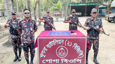 কোটি টাকার স্বর্ণ ফেলে নদী সাঁতরে পালাল পাচারকারী 