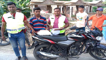 শার্শায় ভারতীয় রুপা ও মোটরসাইকেলসহ আটক ১ 