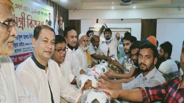 বেনাপোলে মুজিব জন্মশতবার্ষিকী উপলক্ষে ক্রীড়া সামগ্রী বিতরণ