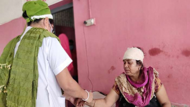 নেশার টাকা না পেয়ে শাশুড়িকে কুপিয়ে জখম 