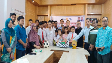 শ্রীমঙ্গলে শিক্ষার্থীদের মাঝে ক্রীড়া সামগ্রী বিতরণ