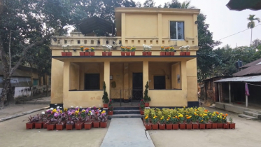 দীর্ঘ ১৮ বছর পর পৈতৃক ভূমিতে আসছেন প্রধানমন্ত্রী, মুখর পুরো বগুড়া