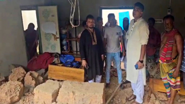 মাটির ঘরের দেয়াল চাপায় ভাই-বোনের মৃত্যু, আহত ৩