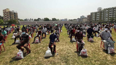 ব্রাহ্মণবাড়িয়ায় ৫০০ শ্রমিকের মাঝে খাদ্য সামগ্রী প্রদান