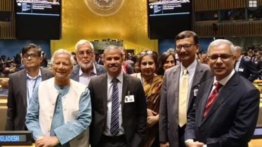 জাতিসংঘের উদ্বোধনী অধিবেশনে যোগ দিলেন প্রধান উপদেষ্টা