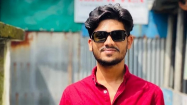 ‘তারেক রহমান আইলেও কাম হইব না’ বলে চাঁদা দাবি করা ছাত্রদল নেতা বহিষ্কার ‘তারেক রহমান আইলেও কাম হইব না’ বলে চাঁদা দাবি করা ছাত্রদল নেতা বহিষ্কার