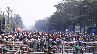 খালেদা জিয়ার জানাজায় অংশ নিতে মানিক মিয়া অ্যাভিনিউয়ে প্রধান উপদেষ্টা