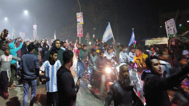 আর্জেন্টিনার বিশ্বকাপ জয়ে রাতে চুয়াডাঙ্গায় বাঁধভাঙা উল্লাস