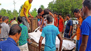 ট্রাকের পেছনে পিকআপের ধাক্কা, হেলপার নিহত