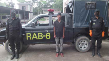 চুয়াডাঙ্গায় গাঁজাসহ মাদক ব্যবসায়ী আটক