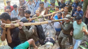 খানজাহান আলী মাজারের দিঘি থেকে সরিয়ে নেওয়া হলো কুমিরটি