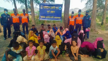 সমুদ্রপথে মালয়েশিয়া যাওয়ার সময় টেকনাফ থেকে ৩০ রোহিঙ্গা আটক