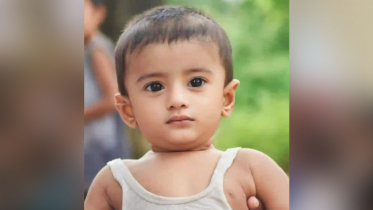 শক্রতার জেরে প্রতিপক্ষের শিশু সন্তানকে আছাড় মেরে হত্যা শক্রতার জেরে প্রতিপক্ষের শিশু সন্তানকে আছাড় মেরে হত্যা