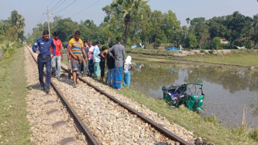 কুমিল্লায় ট্রেন-অটোরিক্সা সংঘর্ষ, নিহত ৩